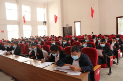 <strong>凸起抓好稳增扩投资、保就业、壮财产、</strong>